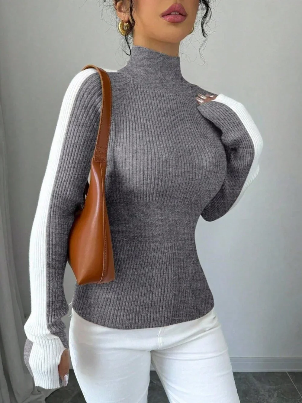 Grey Cozy Women's Stand Collar Contrast Raglan Sleeve Fitted Minimalist Sweater